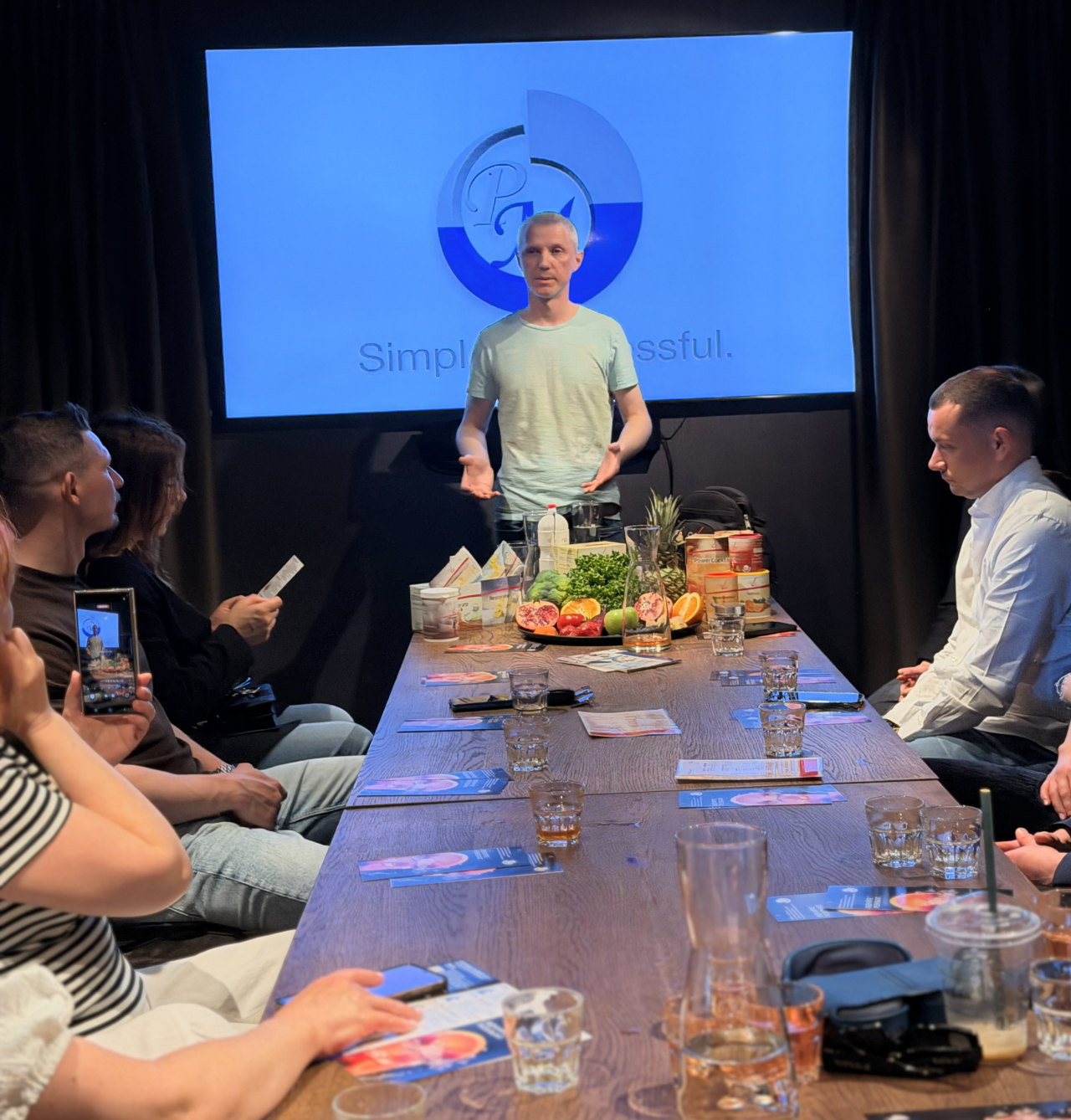 My personal feedback about FitLine products at a team presentation